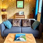 Domaine Marcel Tatil Evi *